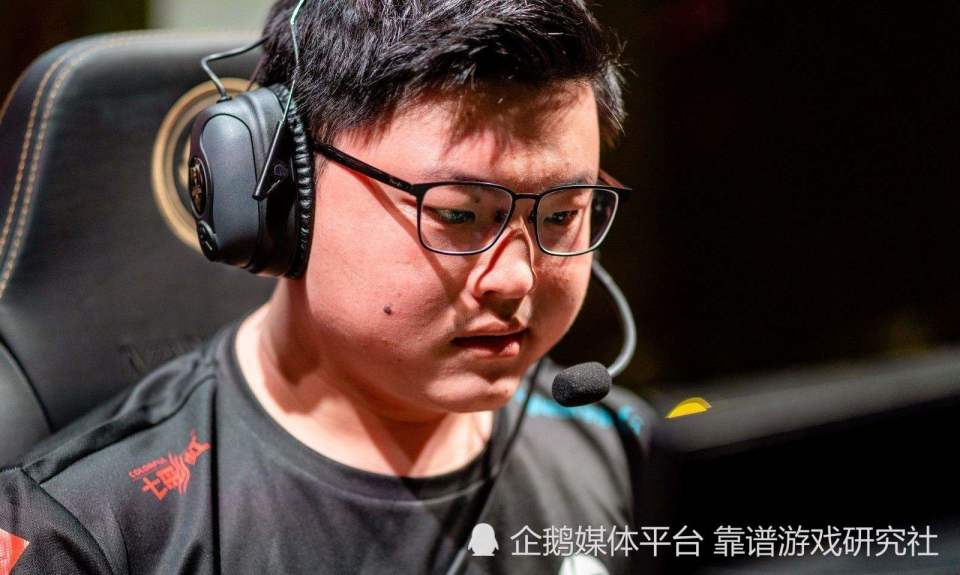 九游-RNG引发争议！，Doinb官方宣布刷新纪录新规观众掌声雷动(doinb在rng的荣誉记录)